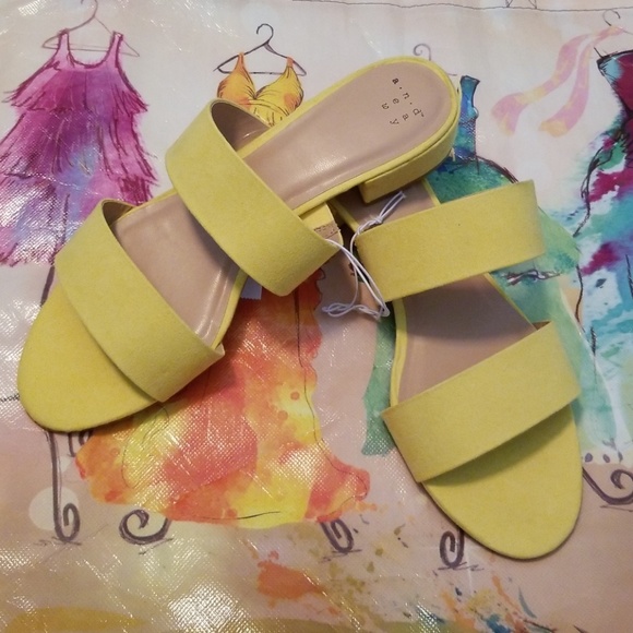 YELLOW SUEDE SLIP ONS - CLEARANCE - Picture 6 of 6